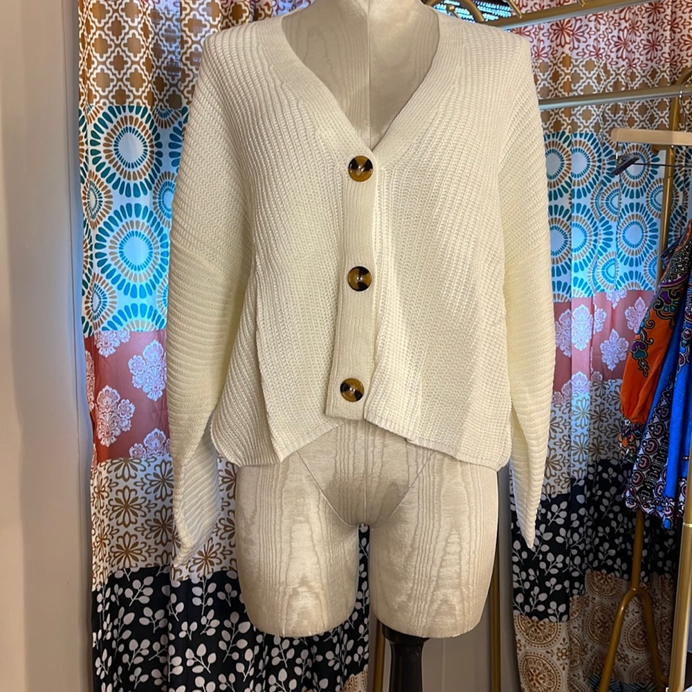 True Craft Cropped Cardi Ivory Medium